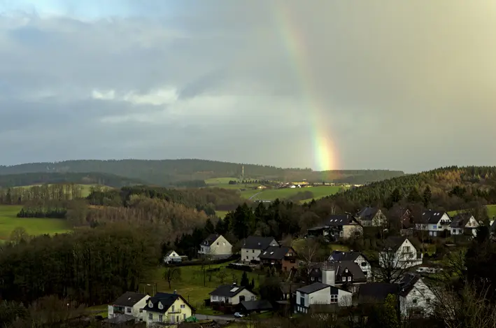 Rainbow\_School\_red