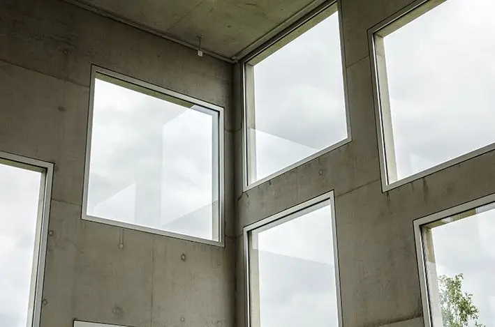 Mai 2015 – Zeche Zollverein, Kunstausstellung in einem sehr besonderen Gebäude Mai 2015 - Zeche Zollverein, Kunstausstellung in einem sehr besonderen Gebäude