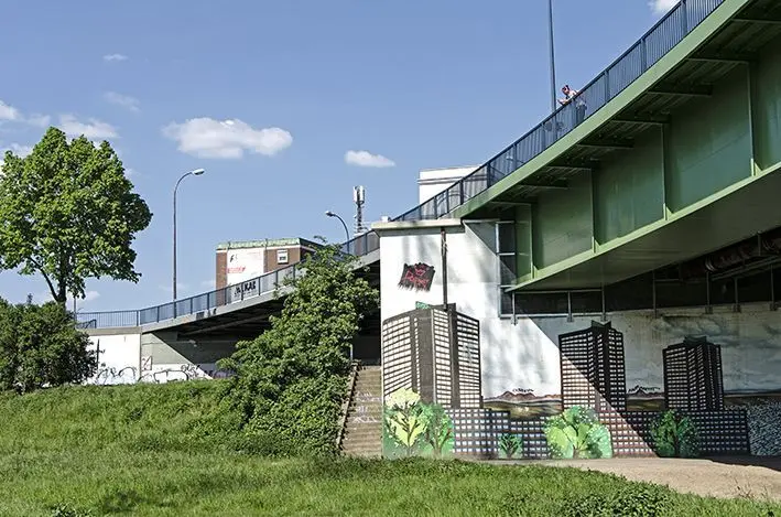 Neckarbrücke 3