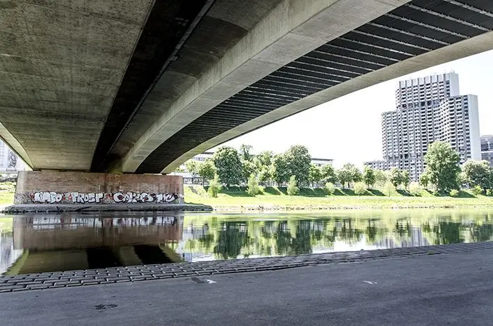 Neckarbrücke 1